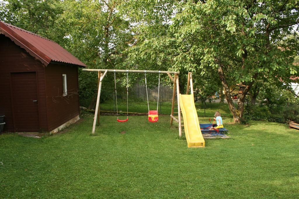 Ferienwohnung Haus Rosa Nüdlingen Pokoj fotografie